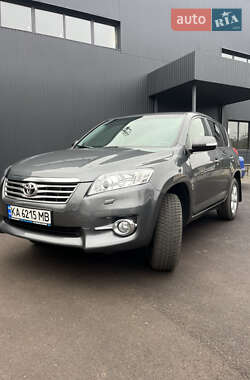 Позашляховик / Кросовер Toyota RAV4 2011 в 