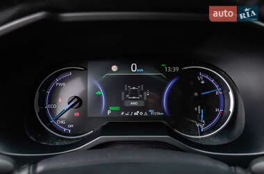 Внедорожник / Кроссовер Toyota RAV4 2020 в 