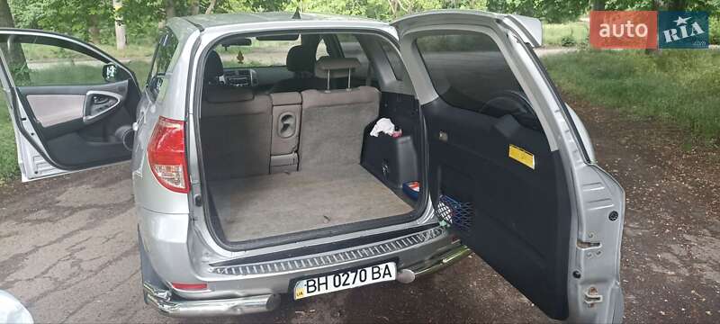 Внедорожник / Кроссовер Toyota RAV4 2006 в Одессе