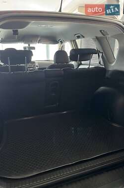 Позашляховик / Кросовер Toyota RAV4 2008 в 