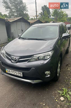 Toyota RAV4 2013