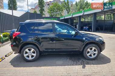 Внедорожник / Кроссовер Toyota RAV4 2007 в 