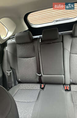 Внедорожник / Кроссовер Toyota RAV4 2020 в 