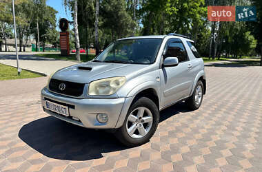 Позашляховик / Кросовер Toyota RAV4 2005 в Лубнах