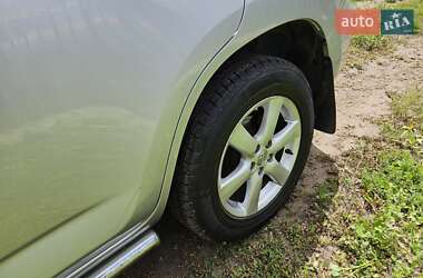 Внедорожник / Кроссовер Toyota RAV4 2008 в 
