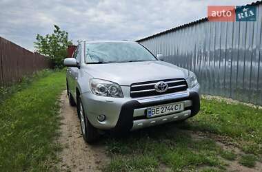 Внедорожник / Кроссовер Toyota RAV4 2008 в 