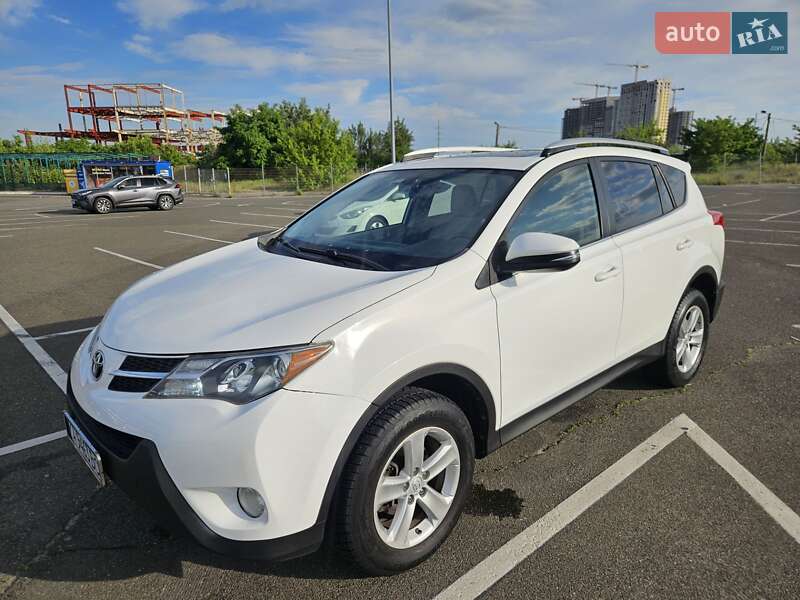 Внедорожник / Кроссовер Toyota RAV4 2013 в Киеве