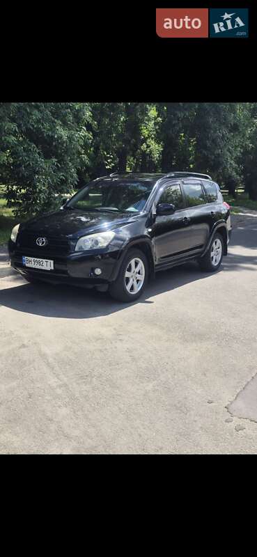 Внедорожник / Кроссовер Toyota RAV4 2007 в 