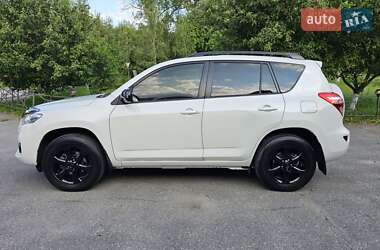Внедорожник / Кроссовер Toyota RAV4 2010 в 