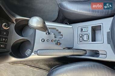 Внедорожник / Кроссовер Toyota RAV4 2010 в 