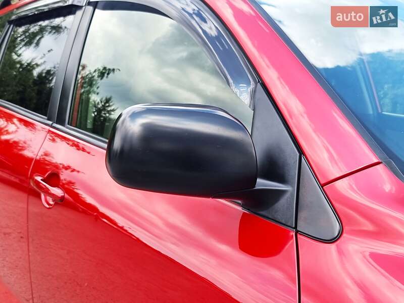 Позашляховик / Кросовер Toyota RAV4 2012 в Хмельницькому