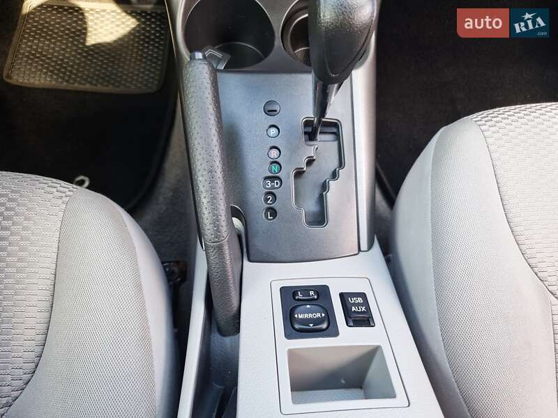 Позашляховик / Кросовер Toyota RAV4 2012 в Хмельницькому