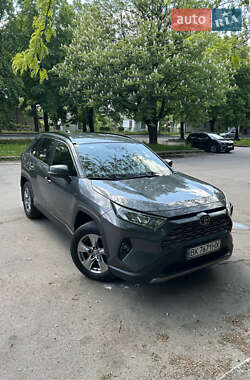 Внедорожник / Кроссовер Toyota RAV4 2022 в Ровно