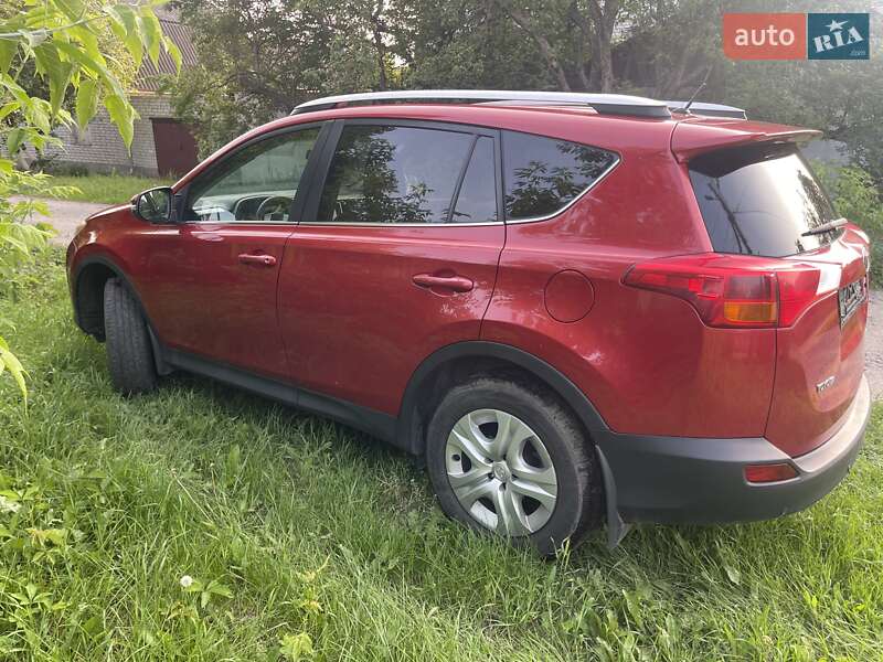 Внедорожник / Кроссовер Toyota RAV4 2015 в Харькове