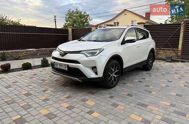 Позашляховик / Кросовер Toyota RAV4 2017 в Вінниці
