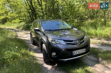 Внедорожник / Кроссовер Toyota RAV4 2013 в 