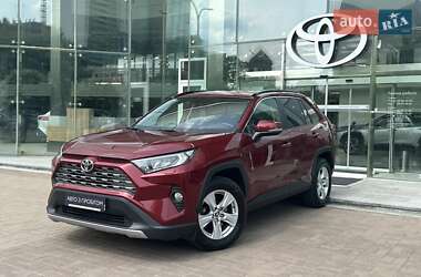 Позашляховик / Кросовер Toyota RAV4 2019 в Києві