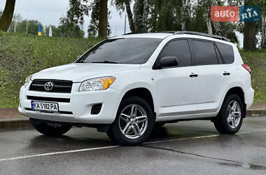 Внедорожник / Кроссовер Toyota RAV4 2012 в Киеве