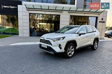 Позашляховик / Кросовер Toyota RAV4 2019 в Одесі