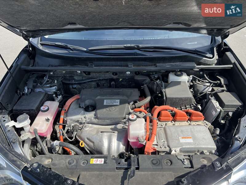 Внедорожник / Кроссовер Toyota RAV4 2017 в Киеве