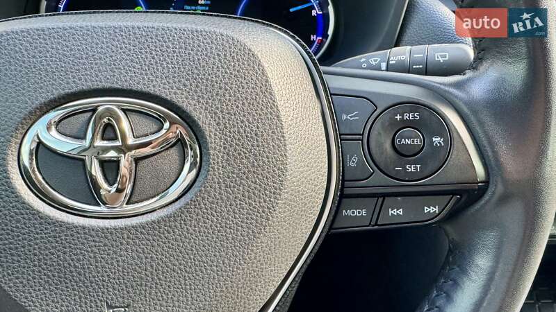 Внедорожник / Кроссовер Toyota RAV4 2020 в Чернигове