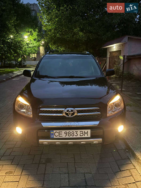 Позашляховик / Кросовер Toyota RAV4 2007 в 
