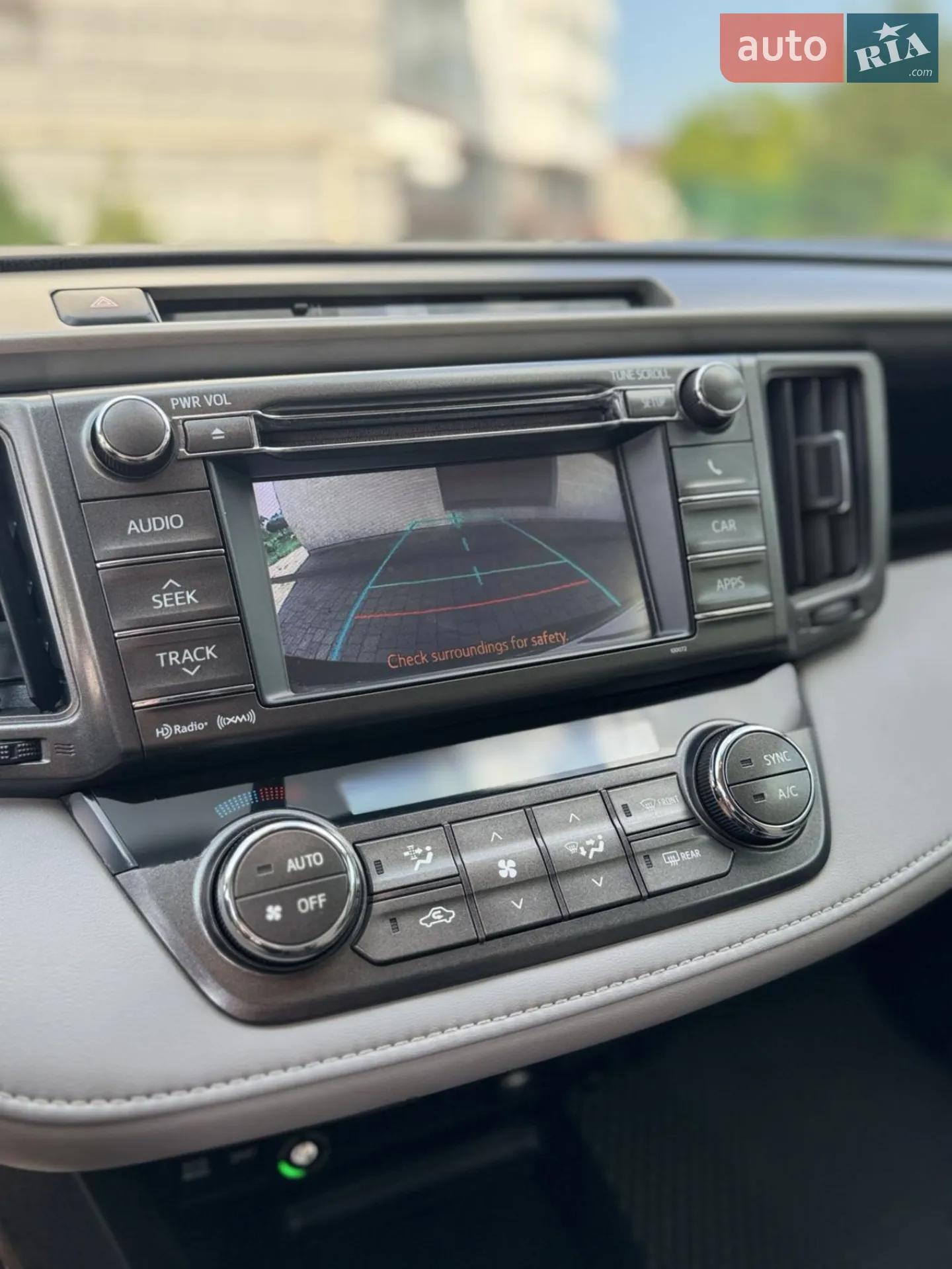 2013 Toyota RAV 4 - мініатюра 7