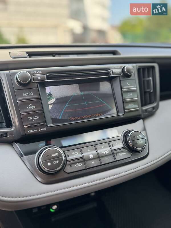 Внедорожник / Кроссовер Toyota RAV4 2013 в Ивано-Франковске