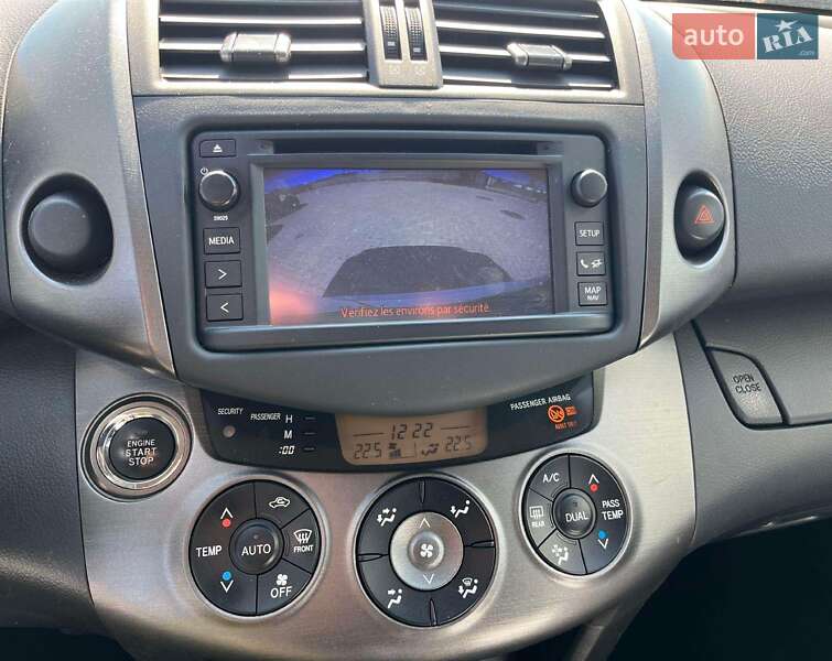 Внедорожник / Кроссовер Toyota RAV4 2012 в Киеве