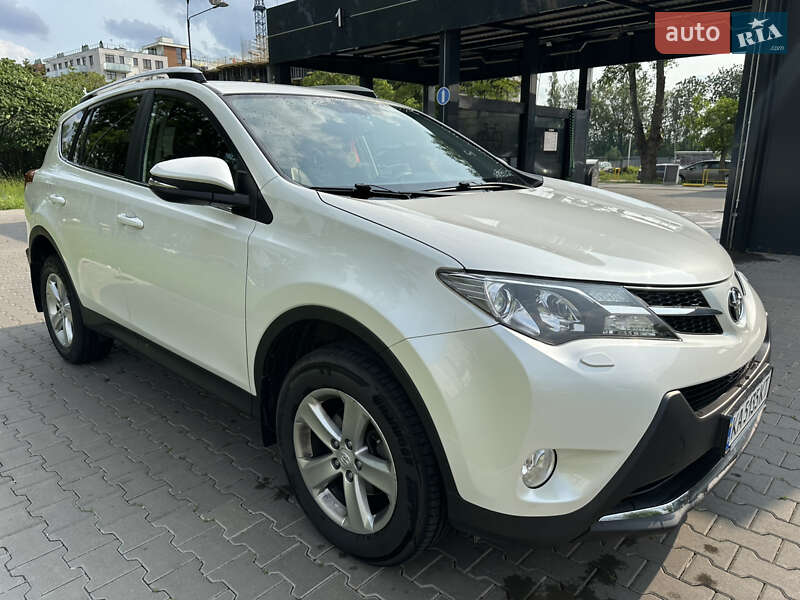 Toyota RAV4 2014
