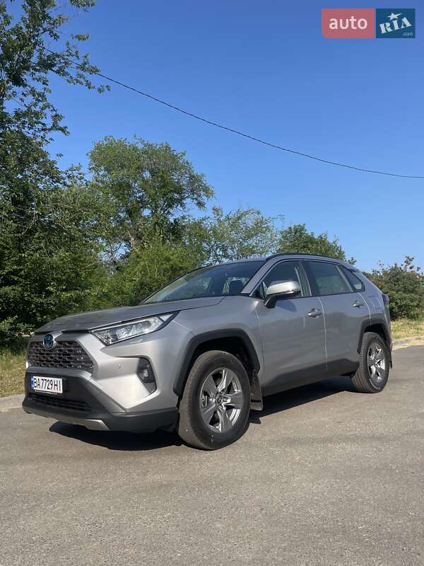 Позашляховик / Кросовер Toyota RAV4 2024 в Кропивницькому