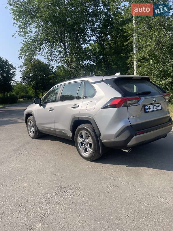 Позашляховик / Кросовер Toyota RAV4 2024 в Кропивницькому