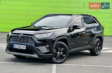 Позашляховик / Кросовер Toyota RAV4 2020 в Києві