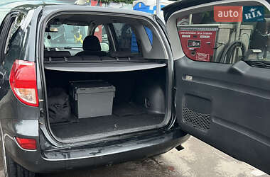 Позашляховик / Кросовер Toyota RAV4 2008 в 