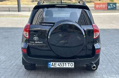 Внедорожник / Кроссовер Toyota RAV4 2006 в 