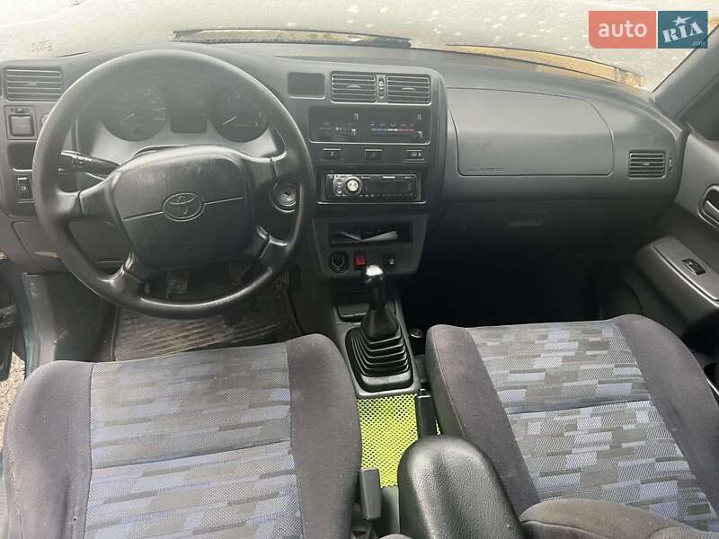 Toyota RAV4 1998 Toyota RAV4 1998