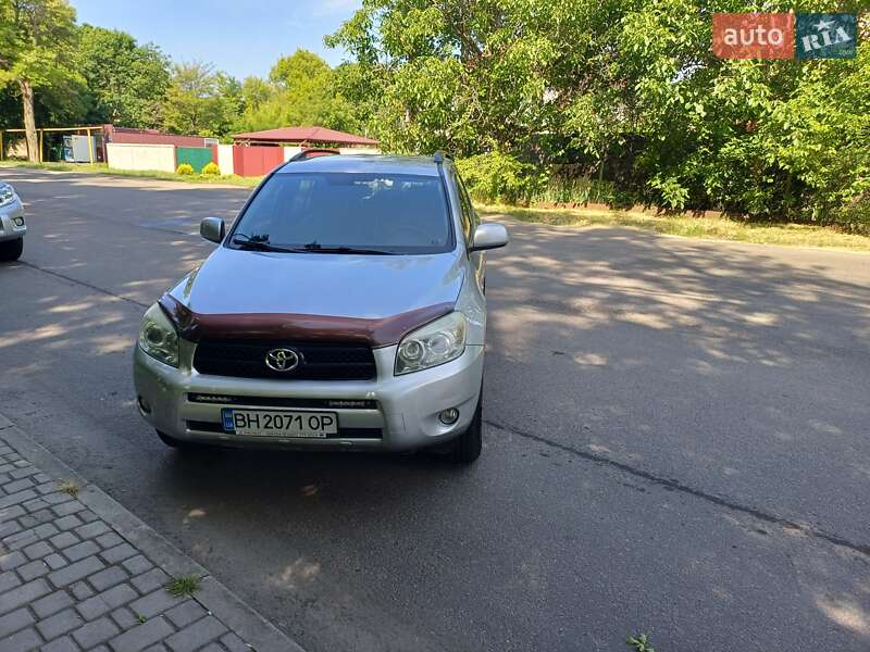 Позашляховик / Кросовер Toyota RAV4 2007 в Одесі