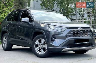 Позашляховик / Кросовер Toyota RAV4 2022 в Києві