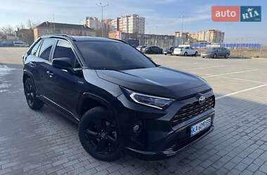 Внедорожник / Кроссовер Toyota RAV4 2020 в Виннице