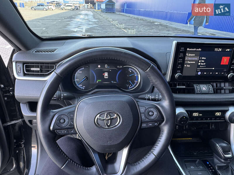 Внедорожник / Кроссовер Toyota RAV4 2020 в Виннице