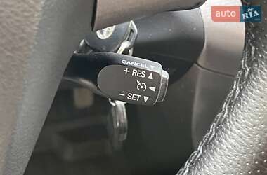 Внедорожник / Кроссовер Toyota RAV4 2010 в 