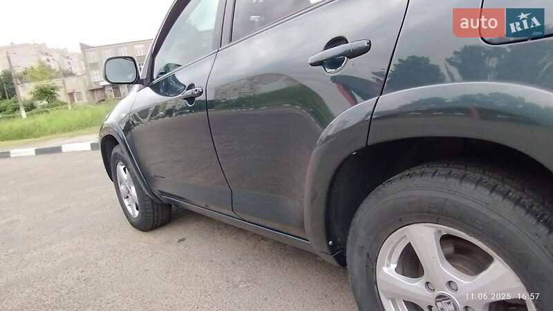 Позашляховик / Кросовер Toyota RAV4 2007 в Житомирі