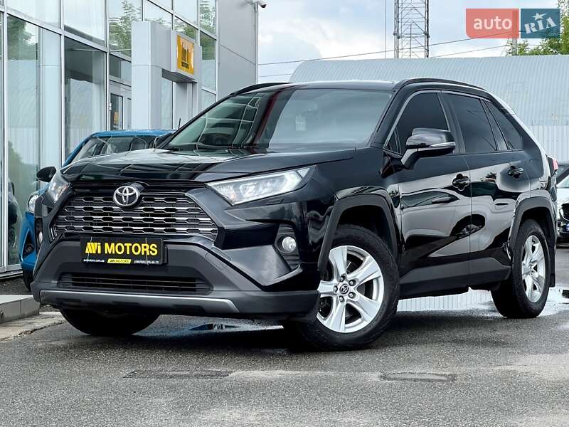 Позашляховик / Кросовер Toyota RAV4 2019 в Києві