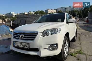 Внедорожник / Кроссовер Toyota RAV4 2011 в Харькове