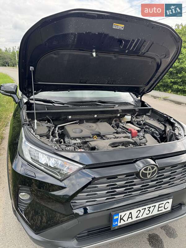 Позашляховик / Кросовер Toyota RAV4 2021 в Києві фото 26 Позашляховик / Кросовер Toyota RAV4 2021 в Києві