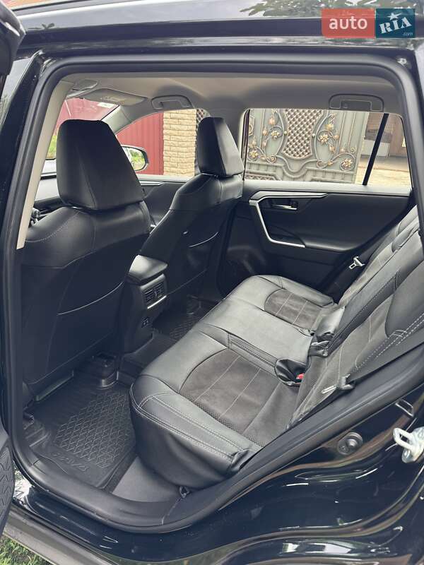 Позашляховик / Кросовер Toyota RAV4 2021 в Києві фото 56 Позашляховик / Кросовер Toyota RAV4 2021 в Києві