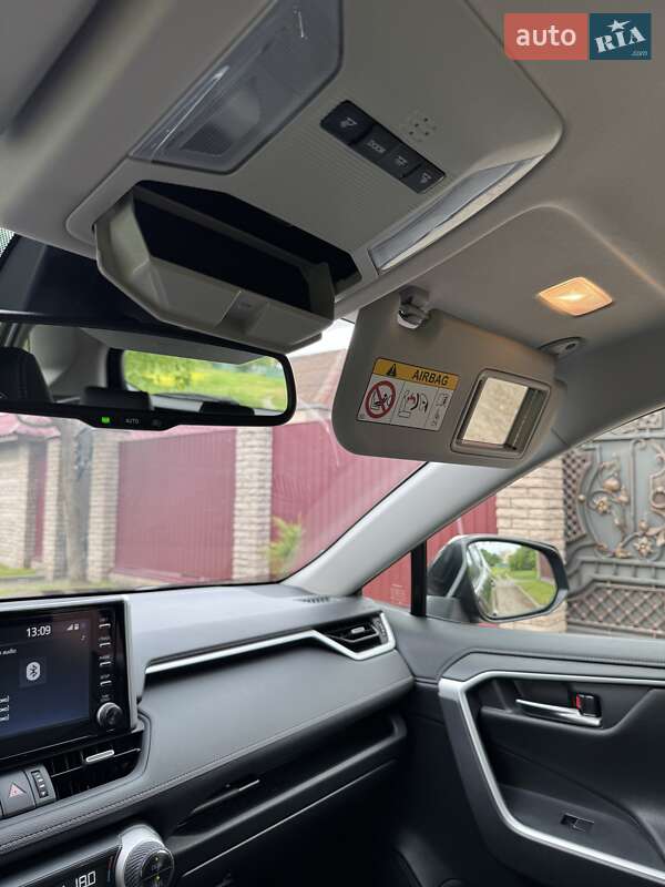 Позашляховик / Кросовер Toyota RAV4 2021 в Києві фото 80 Позашляховик / Кросовер Toyota RAV4 2021 в Києві