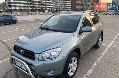 Внедорожник / Кроссовер Toyota RAV4 2006 в Киеве