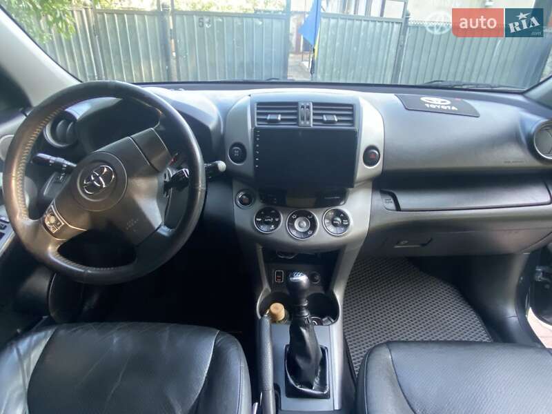 Внедорожник / Кроссовер Toyota RAV4 2007 в Каменец-Подольском