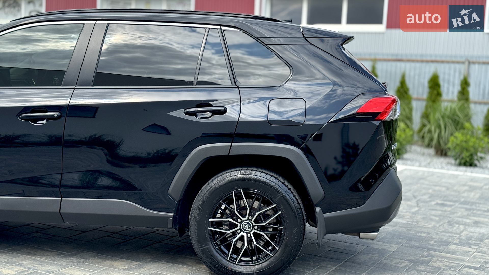 2021 Toyota RAV 4 - мініатюра 15